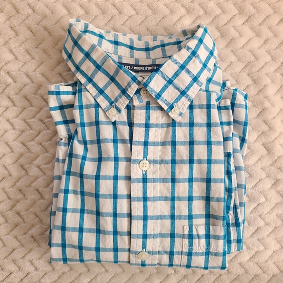 Old Navy Slim Fit Blue and White Picnic Shirt - Picture 2 of 3
